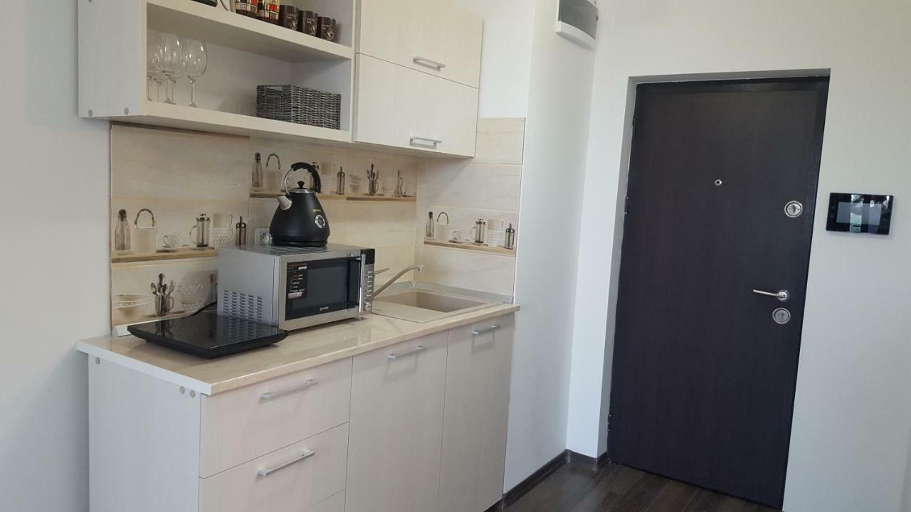 Alex Marina Flat Apartment Mamaia Exterior photo